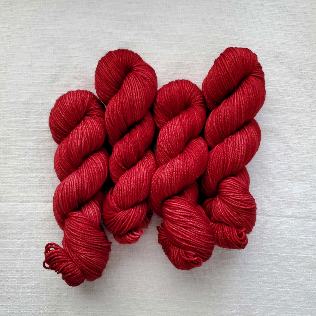 Emirates Red - Explorer Worsted